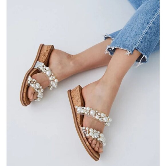 Anne Klein Women's Bessy Sandals - Picture 4 of 7